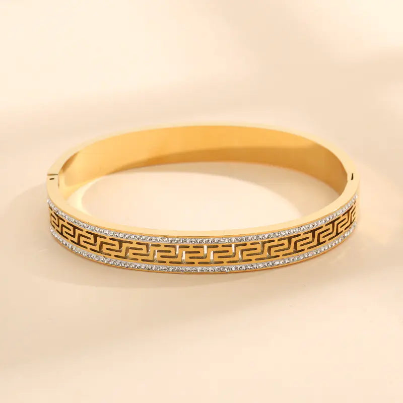 Retro Elegance – Gold-Plated Luxury Bracelet in Vintage Style