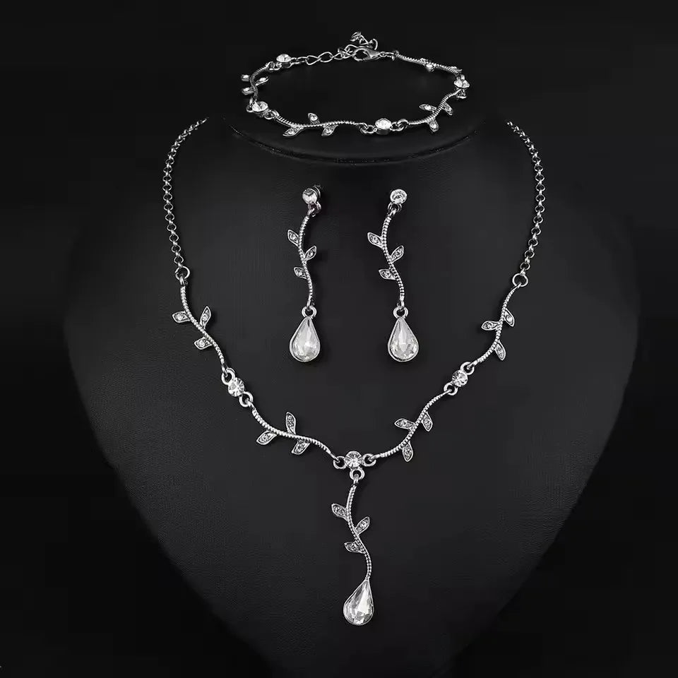 Crystal Bridal Wedding Jewelry Sets African Beads Silver Color Rhinestones Women Necklace Set Engagement Prom Jewelry