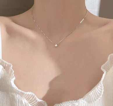Minimalist 925 Silver Necklace with Zircon Pendant