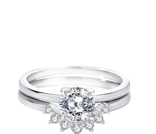 Elegant Moissanite Ring in 925 Sterling Silver – Adjustable & Diamond-Like Sparkle