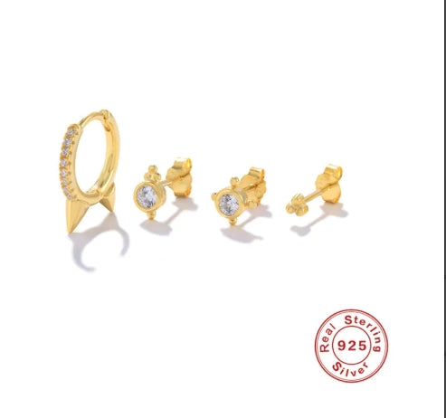 925 Silver Geometric Earring Set – Style in Every Detail 💫