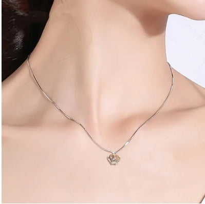 Minimalist Crystal Necklace – Korean Style