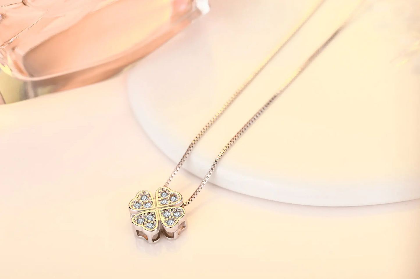 925 Silver Necklace with Copper Four-Leaf Clover Pendant